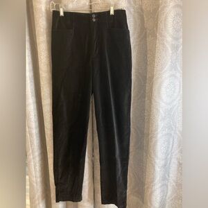 Eddie Bauer Black Velvet/Cord Women’s Trousers Size 6!